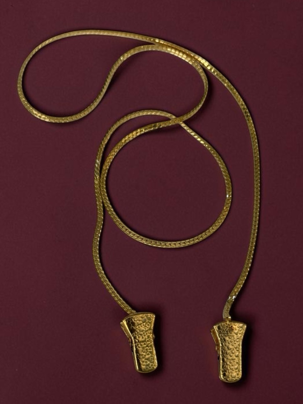 🫶🏻 Gold Textured Glasses Holder